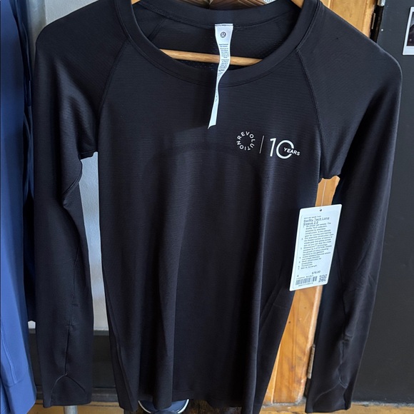 Lululemon Swiftly Tech Long Sleeve 2.0, NWT size 4 - Picture 1 of 4